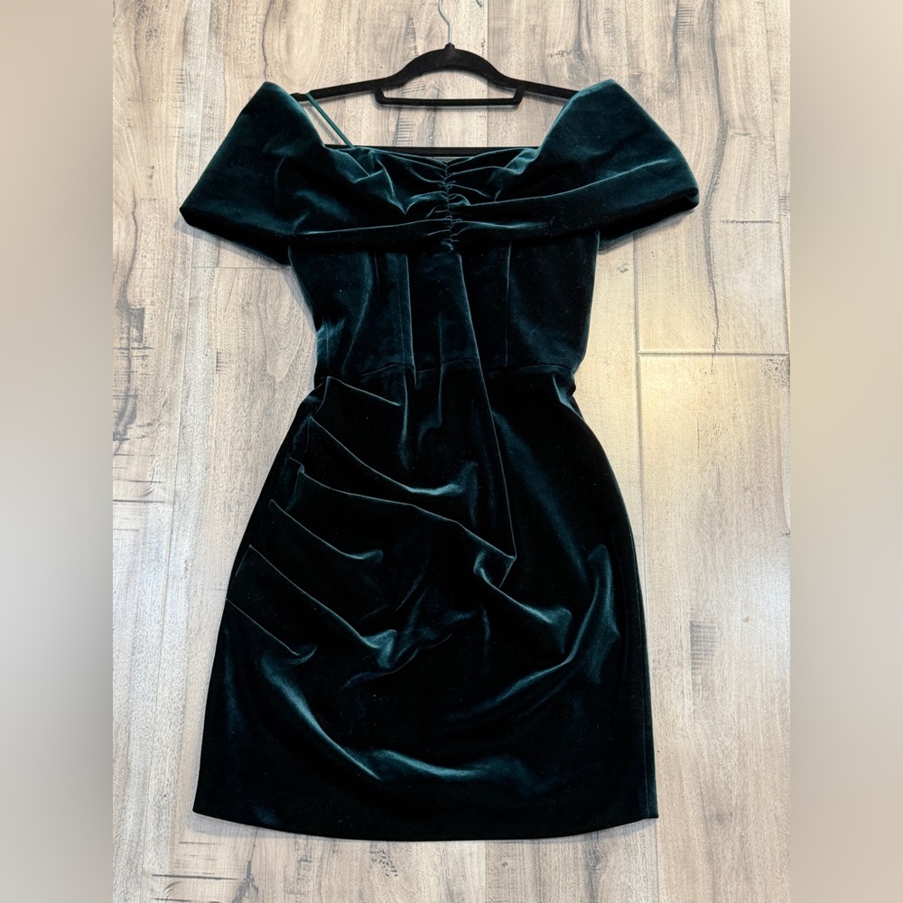 NICHOLAS Green Velvet Off-Shoulder Mini Dress